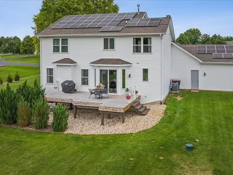 9938 Tybow Trl, Roscoe, IL 61073 photo 3