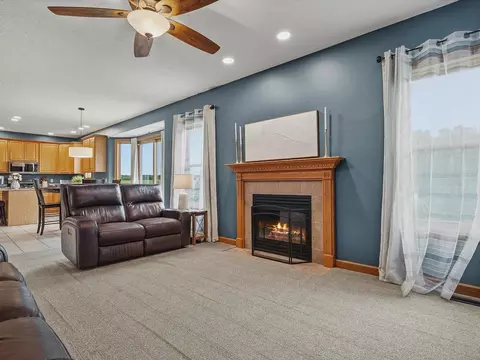 9938 Tybow Trl, Roscoe, IL 61073 photo 18