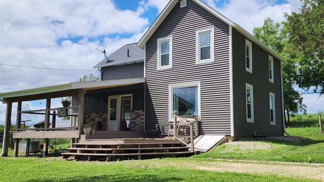 7808 E Brick School Rd, Rock City, IL 61070