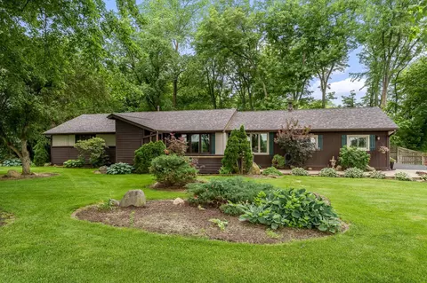 5491 Tate Rd, Rockford, IL 61101