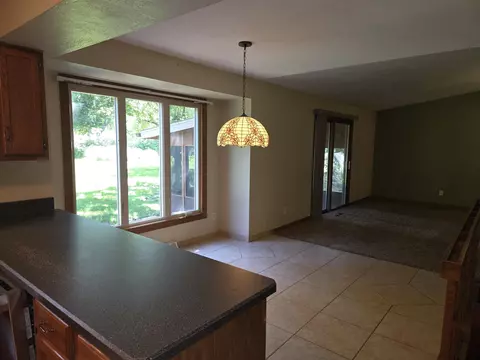 4463 Adele St, Roscoe, IL 61073 photo 16