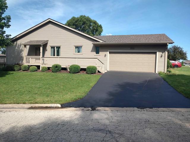 5022 Prairie Path, Loves Park, IL 61111