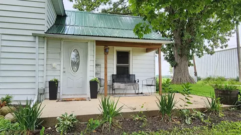 Exterior - 8999 Centerville Rd, Capron, IL 61012 photo 11 of 13