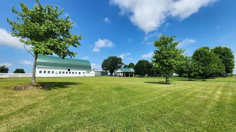 Exterior - 8999 Centerville Rd, Capron, IL 61012 photo 3 of 13
