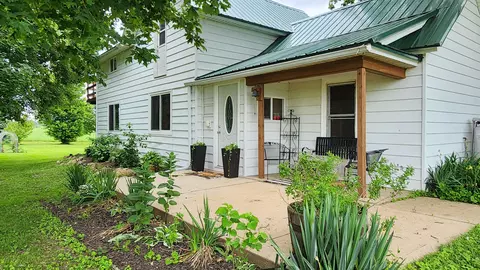 Exterior - 8999 Centerville Rd, Capron, IL 61012 photo 1 of 13