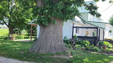 Exterior - 8999 Centerville Rd, Capron, IL 61012 photo 8 of 13