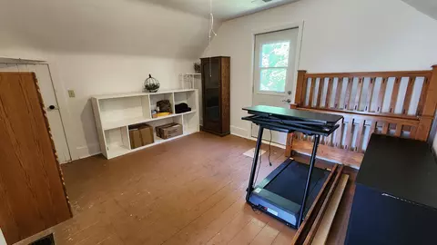 Bedroom - 8999 Centerville Rd, Capron, IL 61012 photo 7 of 8