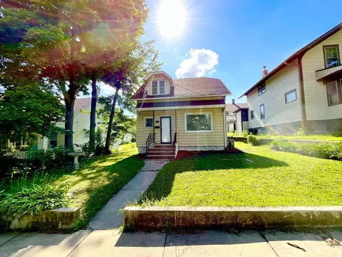 307 Washington St, Rockford, IL 61104
