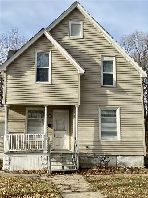 1533 Parmele St, Rockford, IL 61104