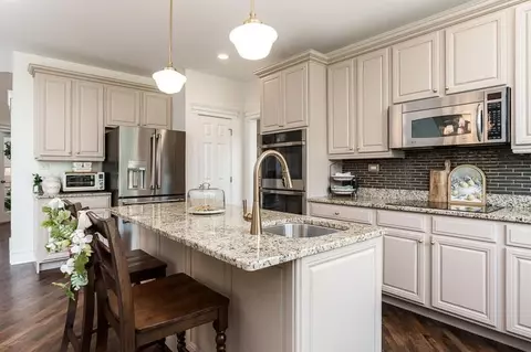 3515 Tournament Dr, Elgin, IL 60124 photo 14