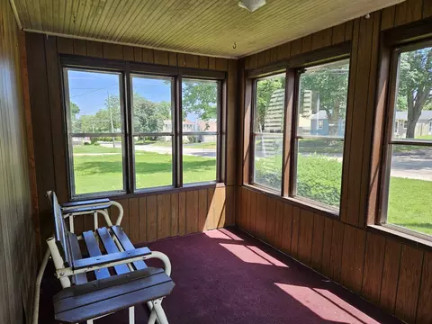 603 John St, Pecatonica, IL 61063 photo 13