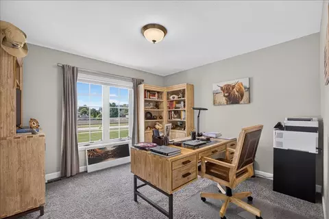 6226 Hathaway Trl, Roscoe, IL 61073 photo 41