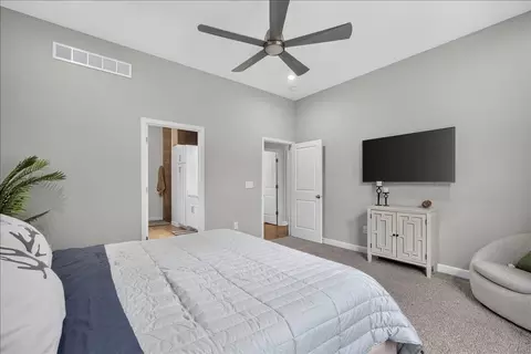 6226 Hathaway Trl, Roscoe, IL 61073 photo 30