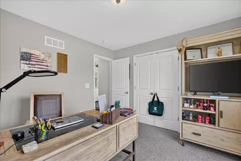 6226 Hathaway Trl, Roscoe, IL 61073 photo 42