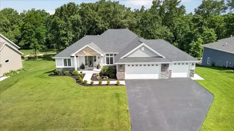 6226 Hathaway Trl, Roscoe, IL 61073 photo 7