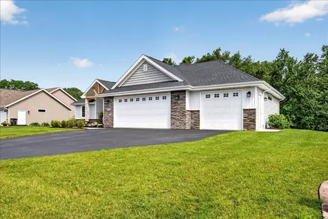6226 Hathaway Trl, Roscoe, IL 61073 photo 5