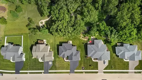 6226 Hathaway Trl, Roscoe, IL 61073 photo 10