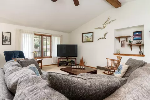 Living - 7431 Farview Dr, Cherry Valley, IL 61016 photo 3 of 6