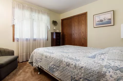 Bedroom - 7431 Farview Dr, Cherry Valley, IL 61016 photo 4 of 7