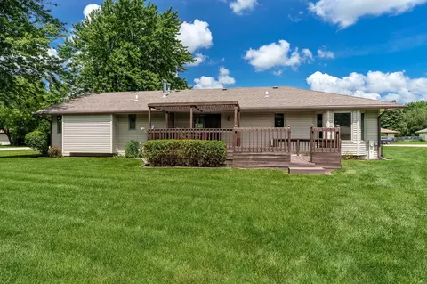 Exterior - 7431 Farview Dr, Cherry Valley, IL 61016 photo 5 of 13