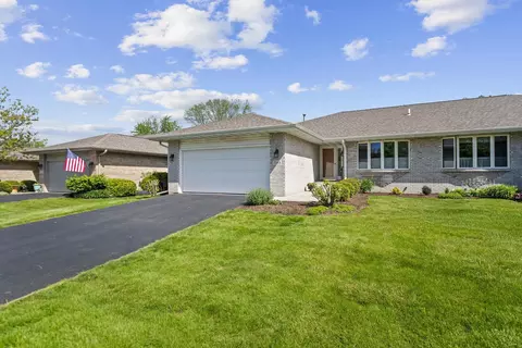 7148 Weathered Oak Ln, Rockford, IL 61107