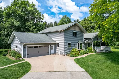 12730 Beloit Rd, Caledonia, IL 61011