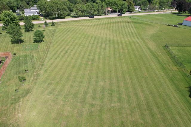 1353 Joanne Ter, Byron, IL 61010