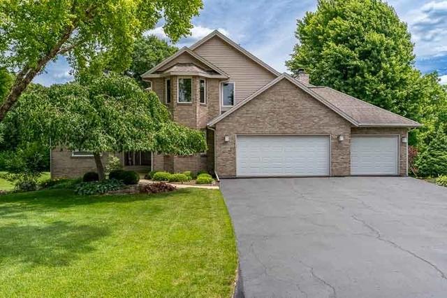 11307 Ridgecrest Dr, Roscoe, IL 61073