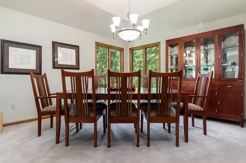 11307 Ridgecrest Dr, Roscoe, IL 61073 photo 10