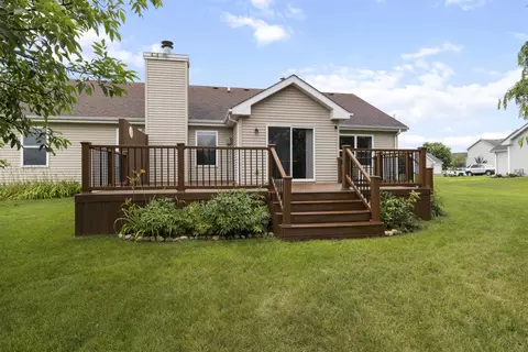 Exterior - 9219 Corriedale Run, Roscoe, IL 61073 photo 4 of 6