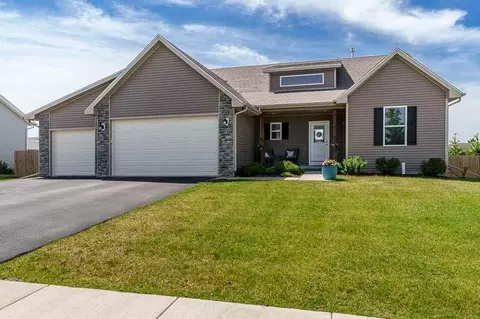 4617 Edenberry Ln, Rockton, IL 61072
