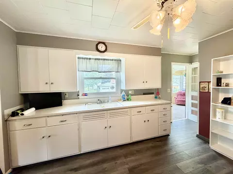 Kitchen - 504 E Colden St, Polo, IL 61064 photo 2 of 3