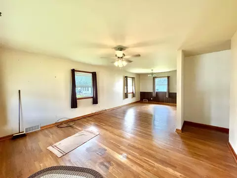 Living - 504 E Colden St, Polo, IL 61064 photo 2 of 2