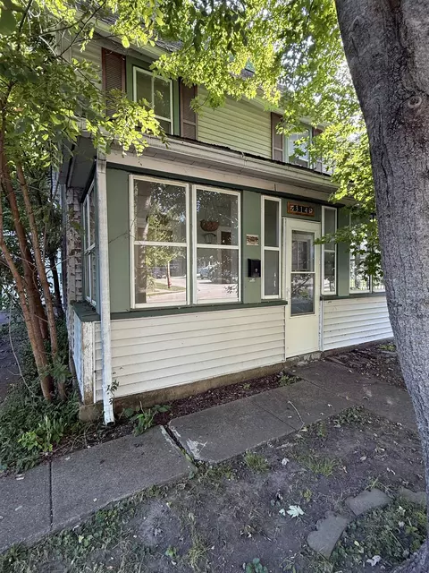 314 Gear St, Galena, IL 61036