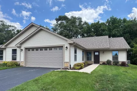 5335 Jackies Ct, Loves Park, IL 61111