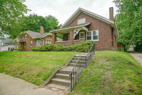 1535 Benton St, Rockford, IL 61107