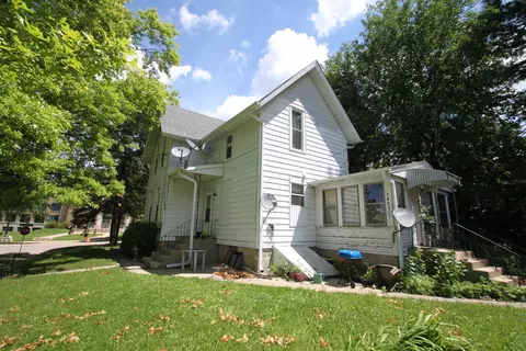 1601 Charles St, Rockford, IL 61104