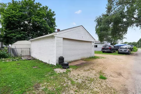 228 E Riverside Blvd, Loves Park, IL 61111 photo 41