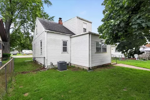 228 E Riverside Blvd, Loves Park, IL 61111 photo 37