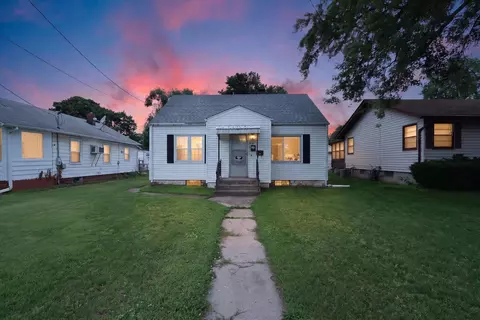 228 E Riverside Blvd, Loves Park, IL 61111 photo 1