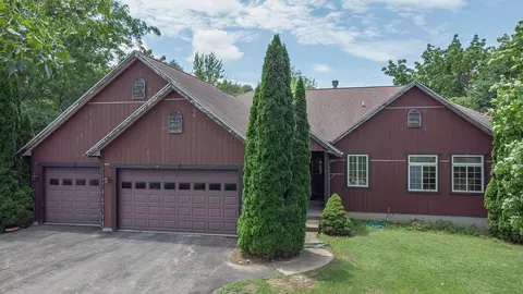 15792 York Center Rd, Thomson, IL 61285