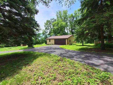 10279 Flory Rd, Lanark, IL 61046 photo 9