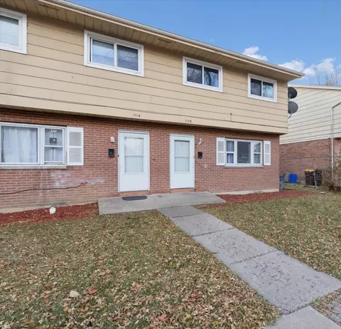 1118 Lincoln Ave, Rockford, IL 61102