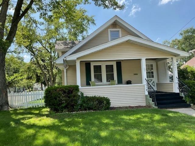 2002 Ridge Ave, Rockford, IL 61103