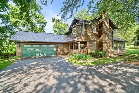 8411 N Killbuck Rd, Monroe Center, IL 61052