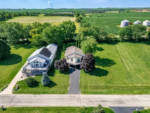 View/Area - 1840 Darby Ln, Lake Summerset, IL 61019 photo 2 of 8