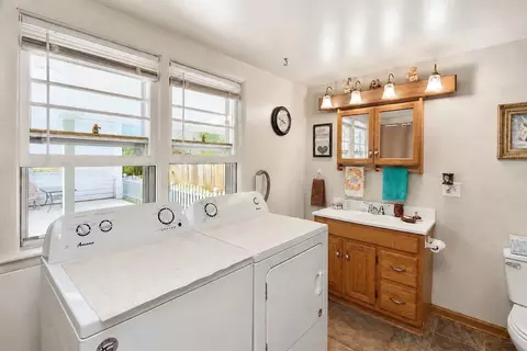 130 S Adams St, South Beloit, IL 61080 photo 14