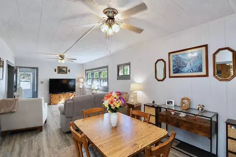 130 S Adams St, South Beloit, IL 61080 photo 7