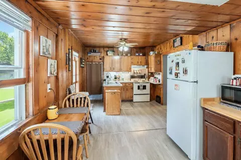 130 S Adams St, South Beloit, IL 61080 photo 12