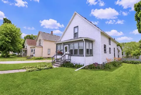 130 S Adams St, South Beloit, IL 61080 photo 1